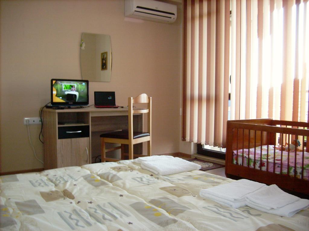 Ddenko Apartment ブルガス 部屋 写真