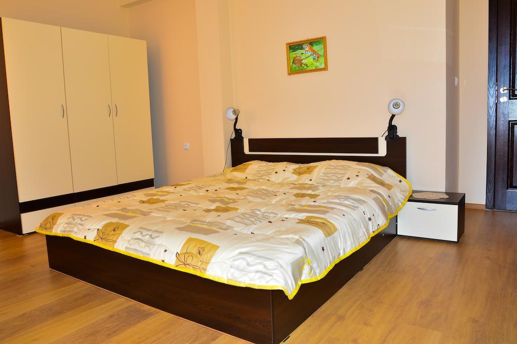 Ddenko Apartment ブルガス 部屋 写真